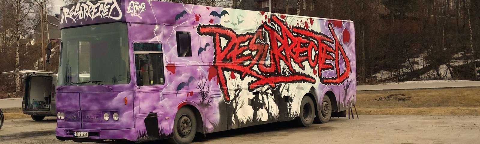 russebuss ressurected 2015