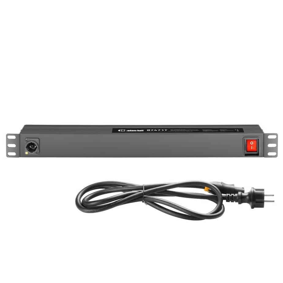 Adam Hall 87471T strømskinne med powercon sett fra forfra